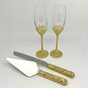 Elegant Gold Champagne Flute and‎ Cake Server Set